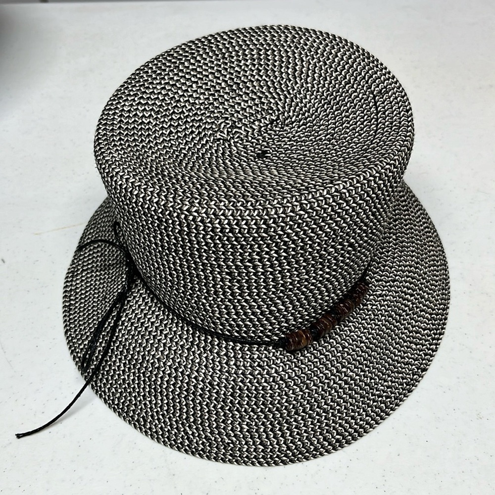 Packable Cloche Hat Black , Tan & Gray - Picture 6 of 11
